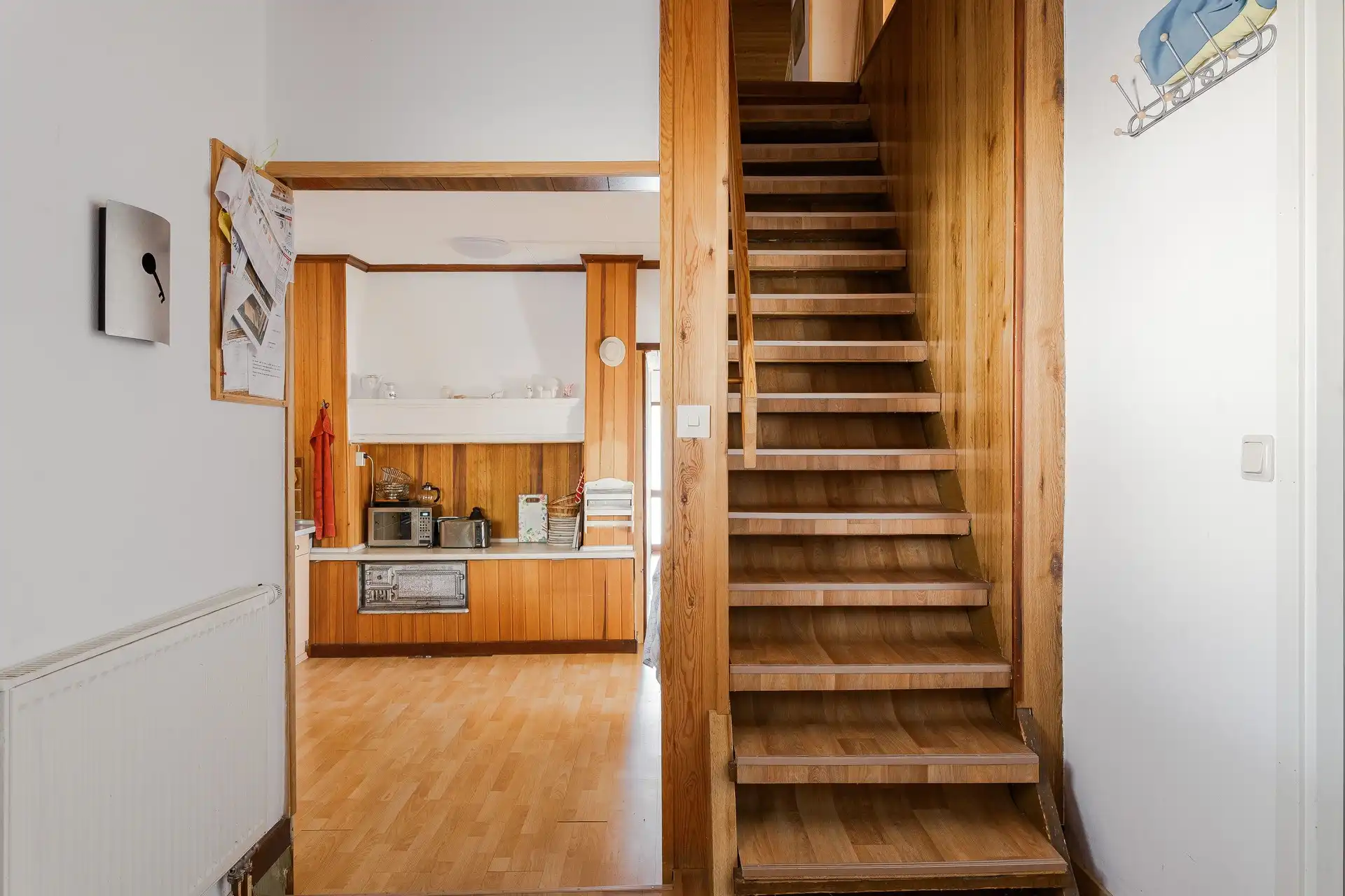 801895-420-1_023.jpg 20