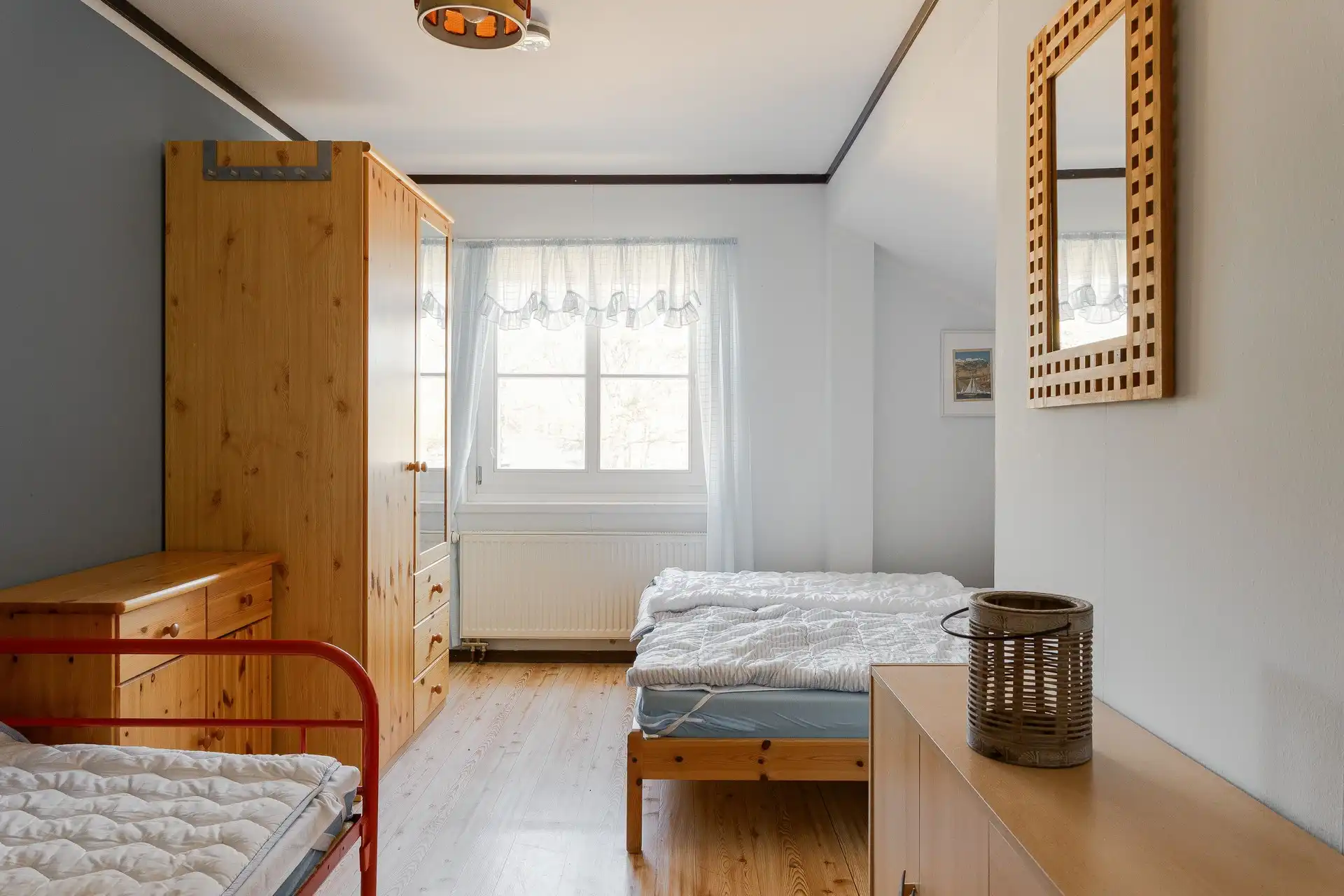 801895-420-1_036.jpg 33