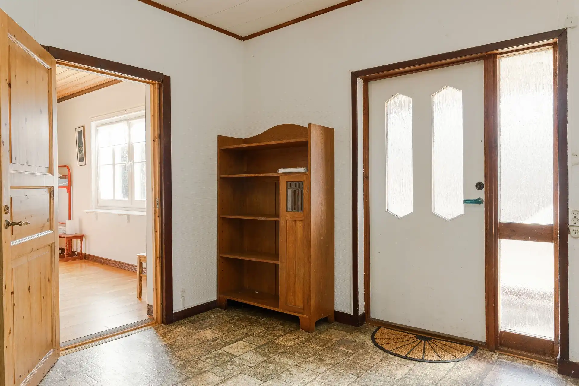 801895-420-1_018.jpg 15