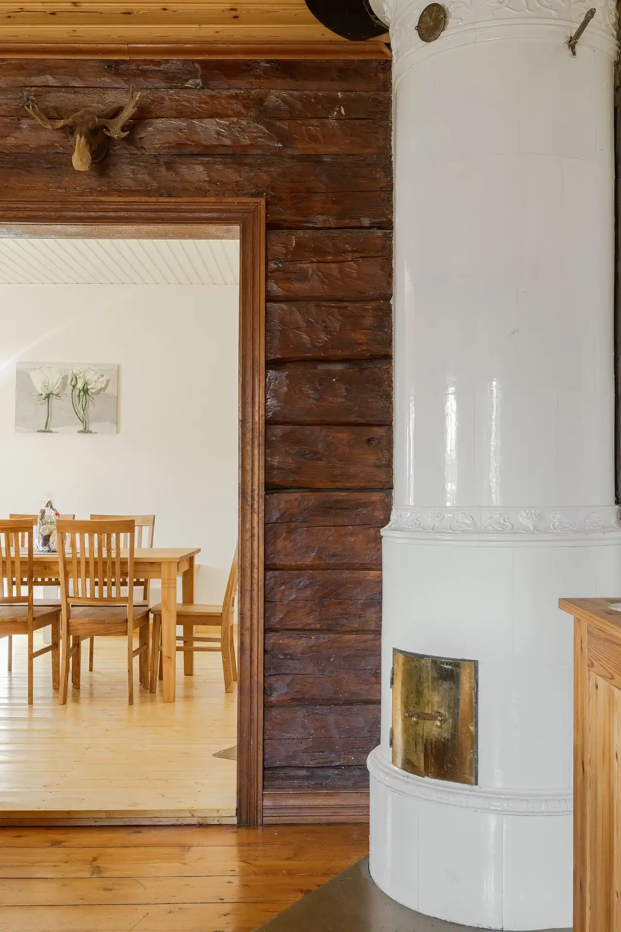 801895-420-1_030.jpg 27