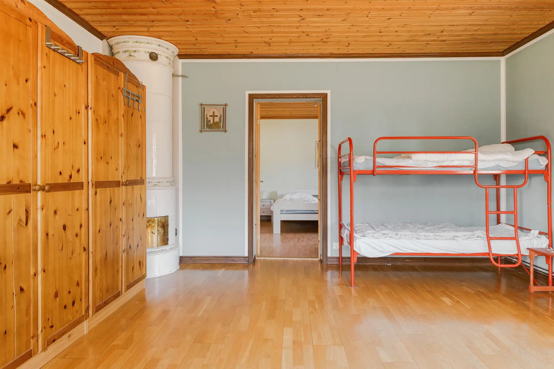 801895-420-1_020.jpg 17