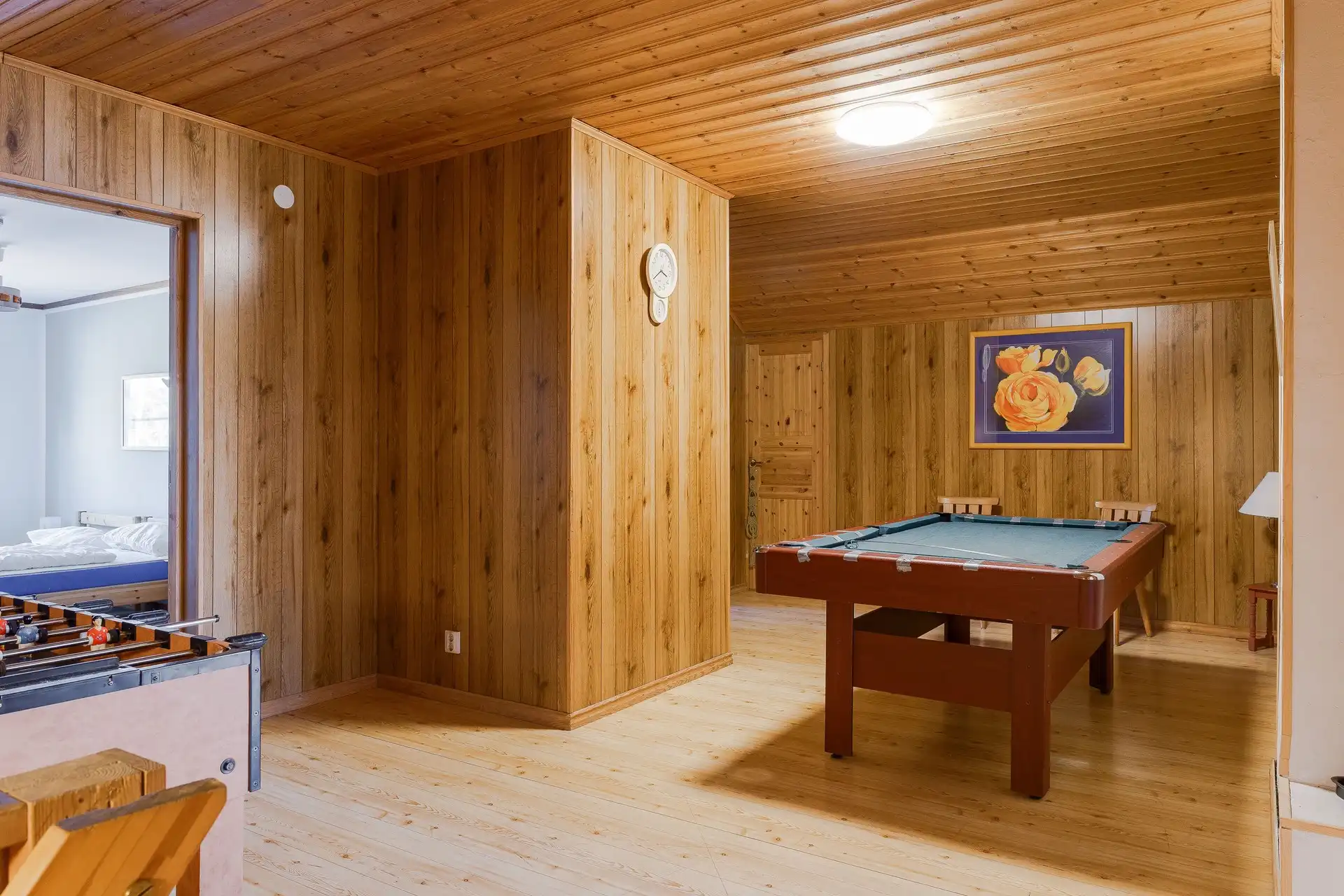 801895-420-1_031.jpg 28