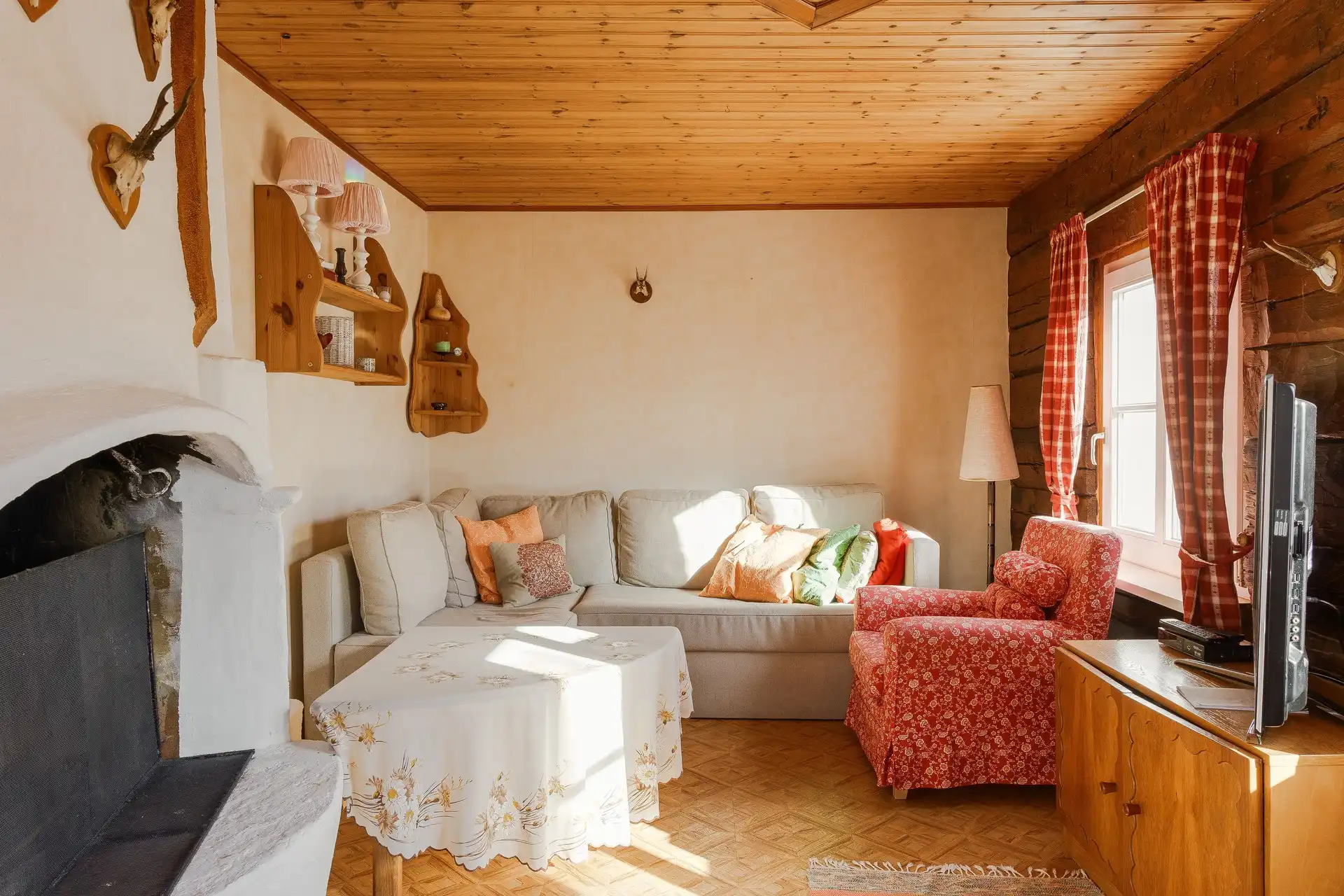 801895-420-1_043.jpg 40