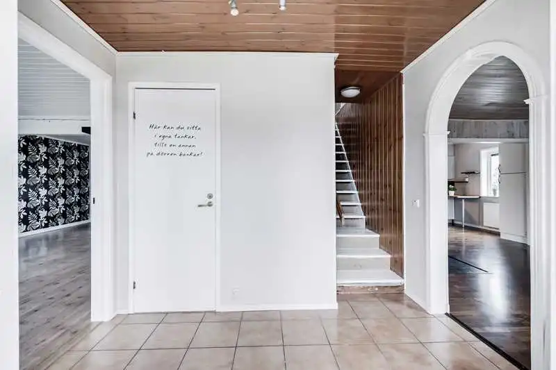 HI_VAXJOV313DIO-001 10