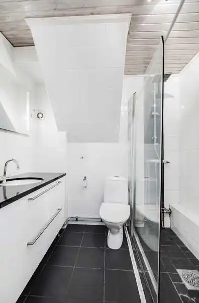 HI_VAXJOV313DIO-009 4