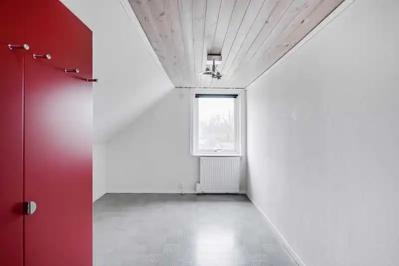 HI_VAXJOV313DIO-016 16