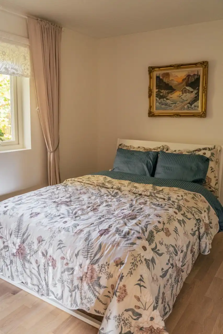 a245bdfe-5ccb-4e4d-9041-1536f902dff5.jpg 27