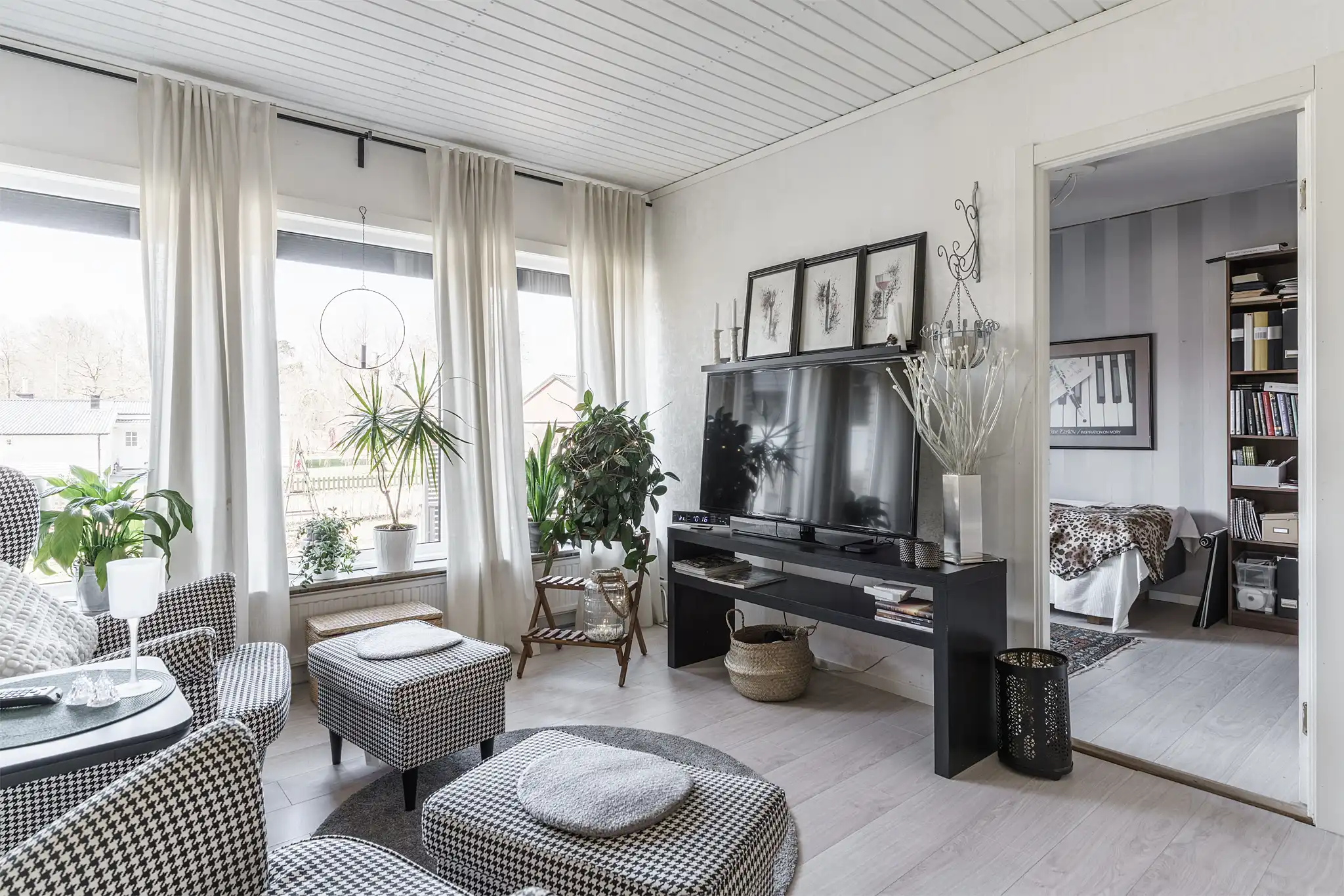 Regnbågsvägen25,Liatorp-09042025-026 17