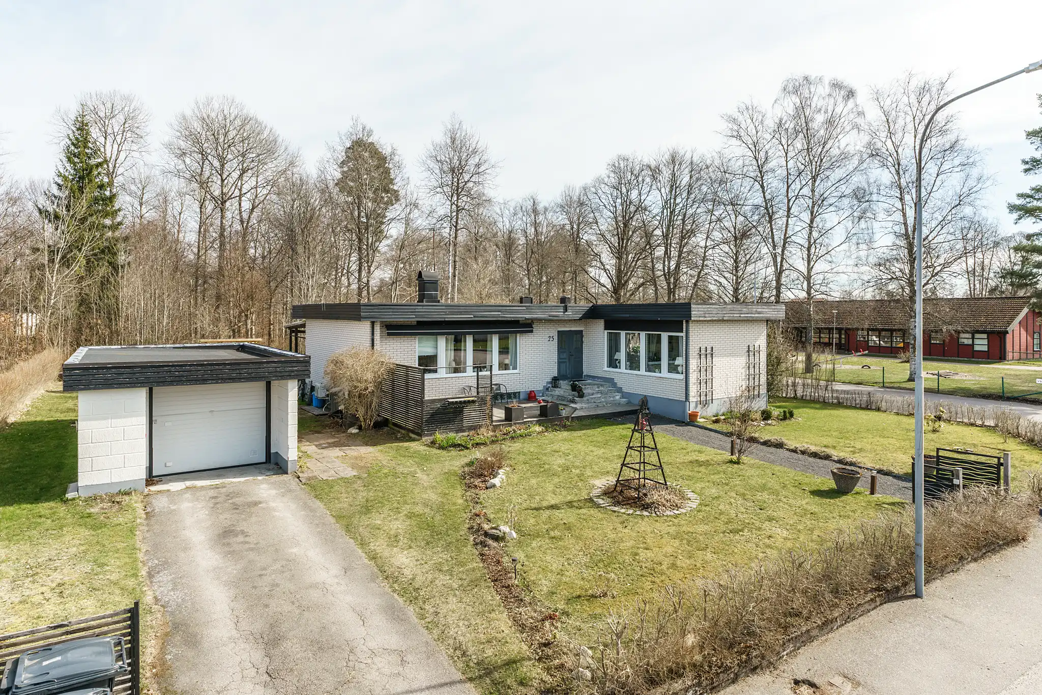 Regnbågsvägen25,Liatorp-09042025-002 1