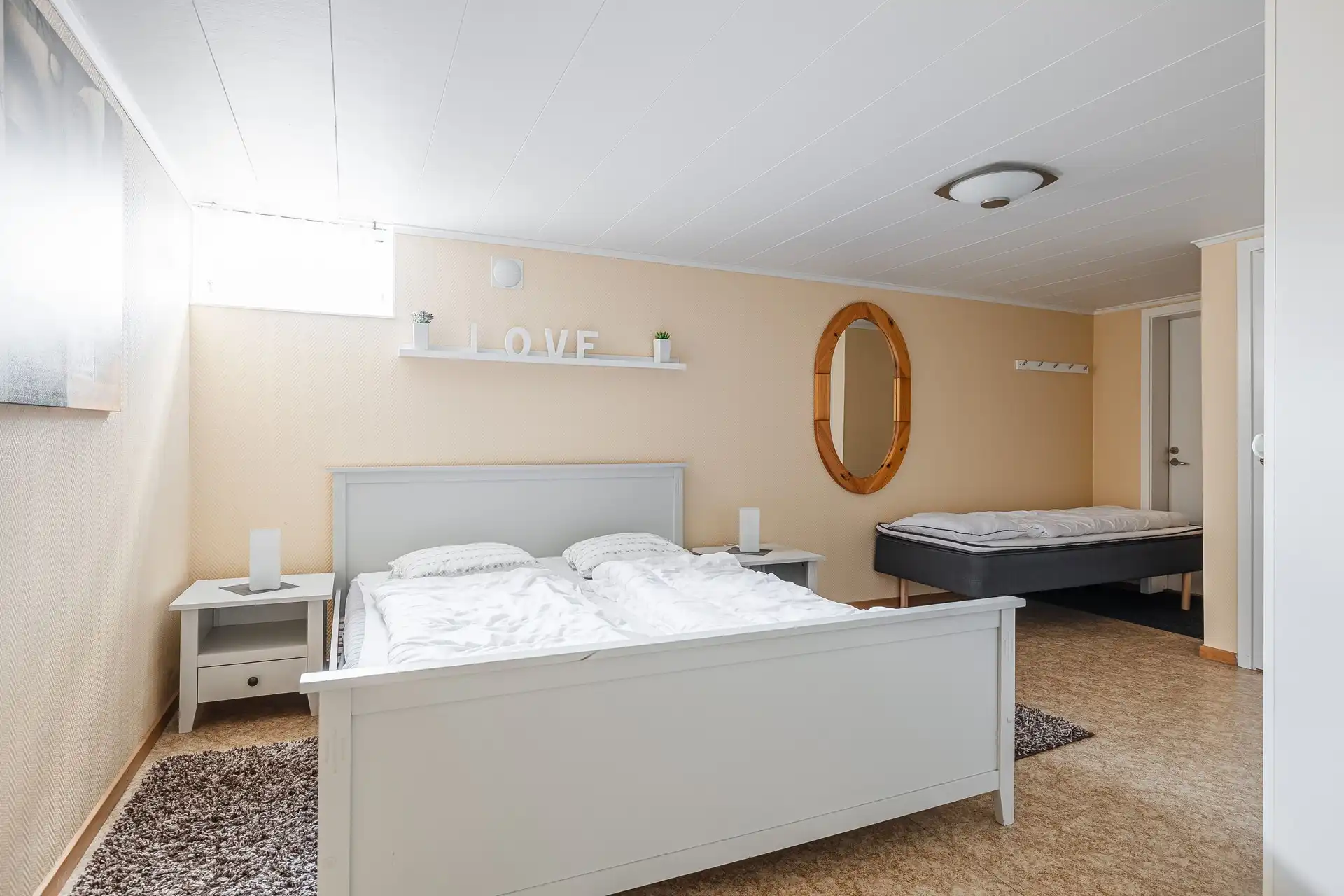 798807-420-1_020.jpg 20