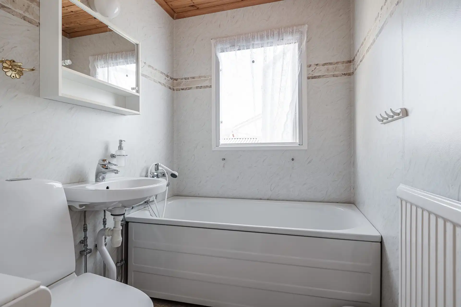 798807-420-1_001.jpg 17