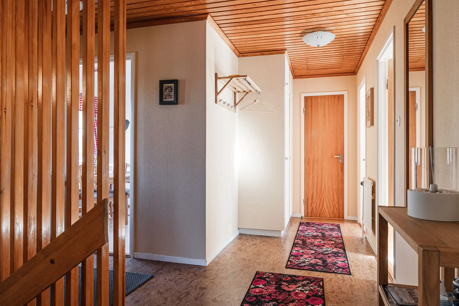 798807-420-1_013.jpg 4