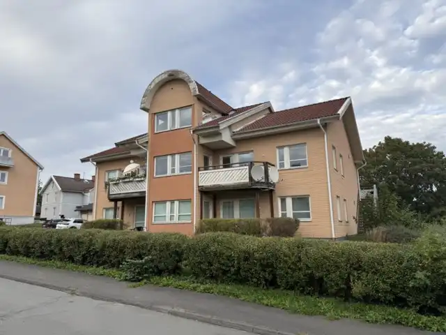 MED5Q2MD6834LGPR7R95S.jpg 2
